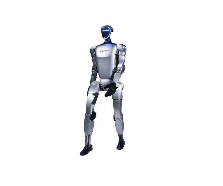 Современный робот-гуманоид с ИИ и тактильными датчиками, 2025