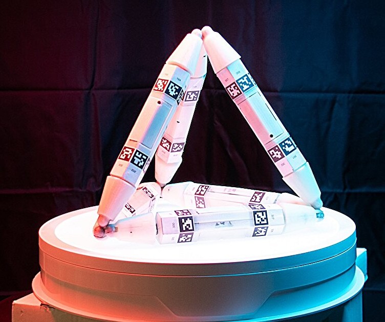 Модульные ферменные звенья Truss Link в процессе сборки