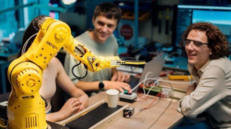 Коллаборативные роботы (коботы) в цеху: безопасная совместная работа с человеком, гибкость